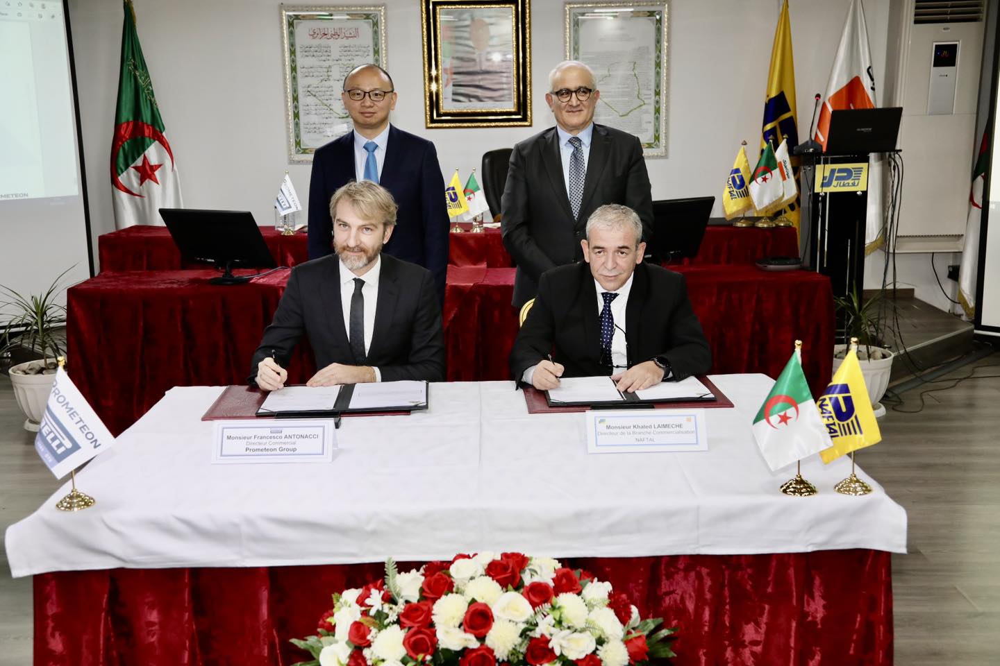 Signature Naftal Pirelli